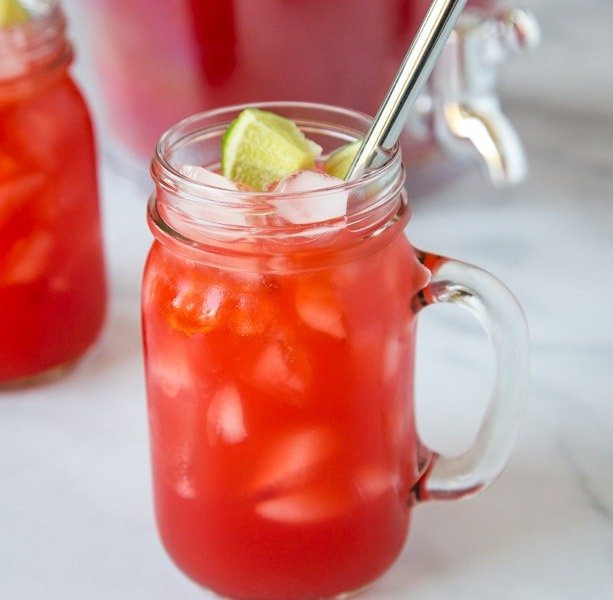 hawaiian punch juice, homemade fruit juice, orange pineapple juice, citrus juice blend, strawberry juice recipe, vitamin C drink, healthy fruit juice, juicer recipe, detox juice